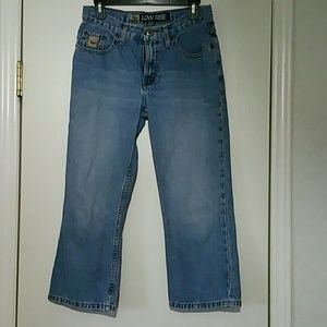 cruel girl Size 5 Capris
